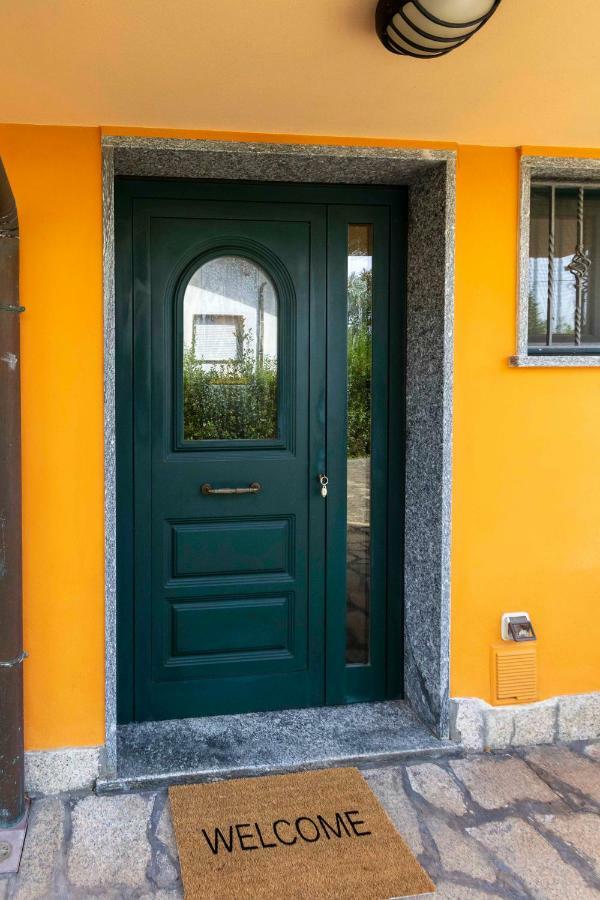 Chez Nous Hotel Massarosa Exterior photo